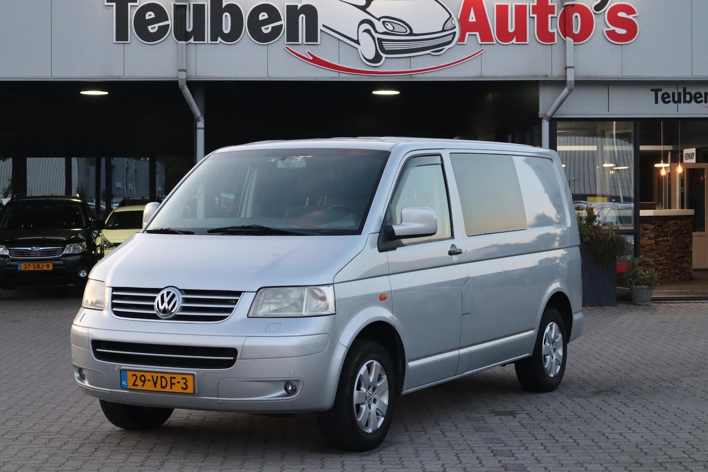 Volkswagen Transporter - 2.5 TDI 300 Comfortline DC Airco, Foto's volgen, Trekhaak - AutoWereld.nl