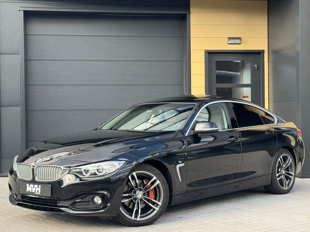 BMW 4-serie Gran Coupé - 420d High Executive - Pano - Automaat - Leder - BTW - AutoWereld.nl
