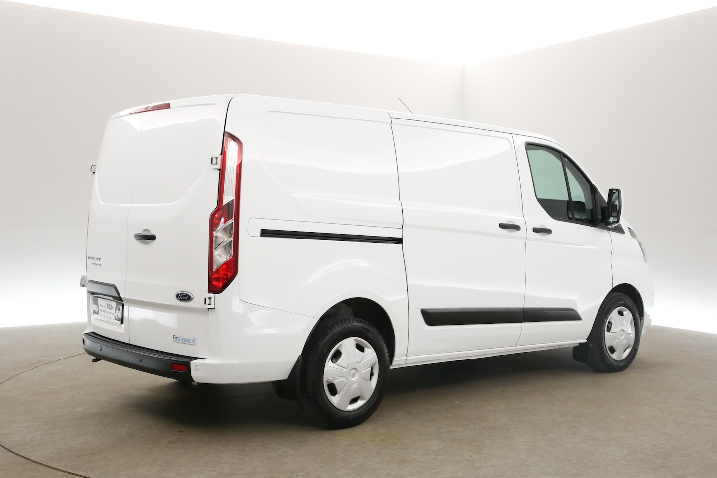 Ford Transit Custom - 300 2.0 TDCI L1H1 | Automaat | Airco | Cruise | 2xSchuifdeur | 3 Persoons | PDC | LED - AutoWereld.nl