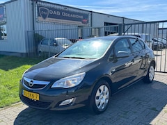 Opel Astra - 1.4 Edition CRUISE|TREKHAAK|BLUETOOTH|ELEK RAMEN