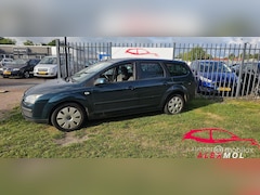 Ford Focus Wagon - 1.6-16V Futura met nieuwe apk