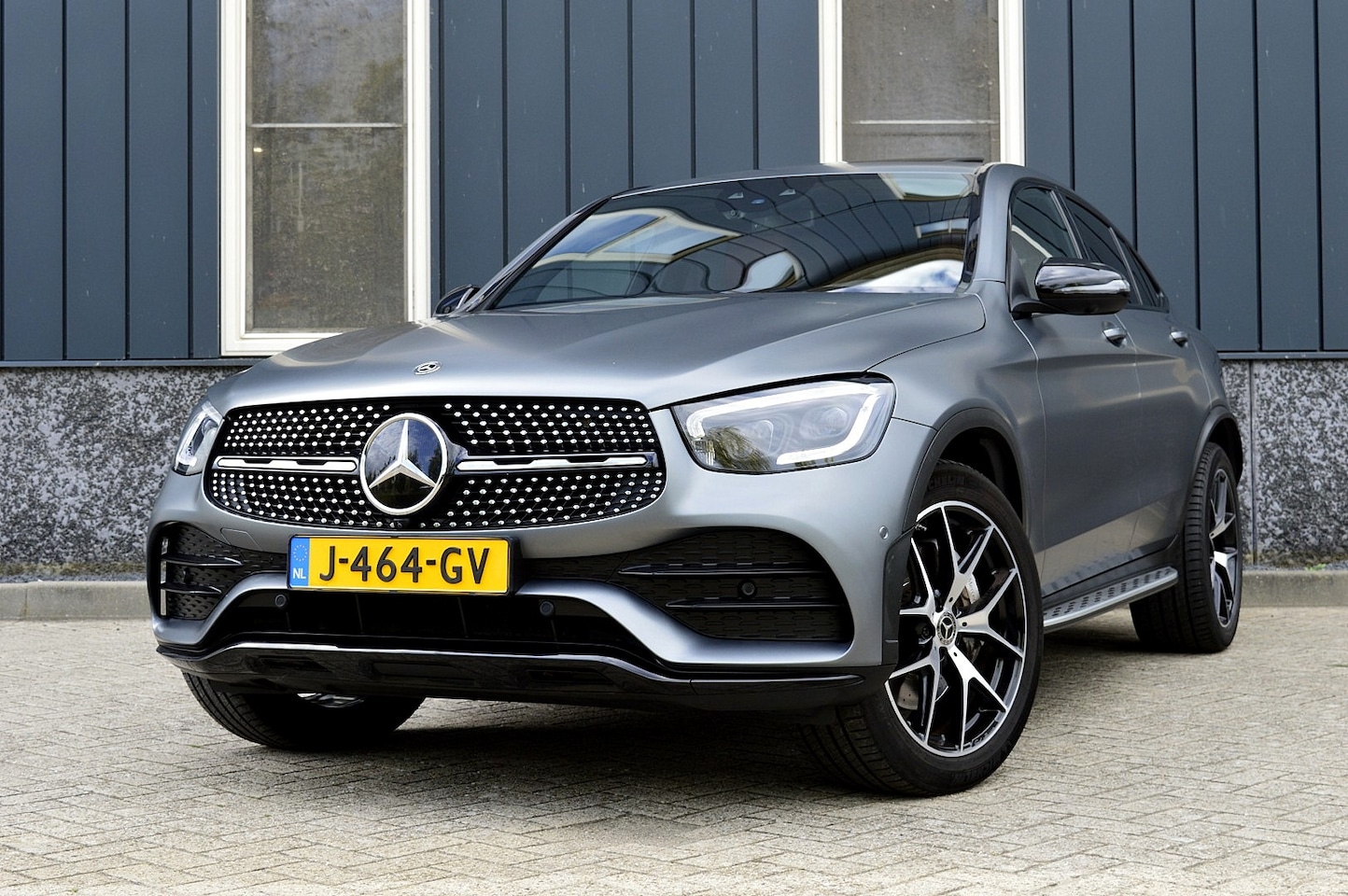 Mercedes-Benz GLC-klasse Coupé - 200 AMG-Line Premium Plus Rijklaarprijs-Garantie Luchtvering Schuifdak leder led camera He - AutoWereld.nl