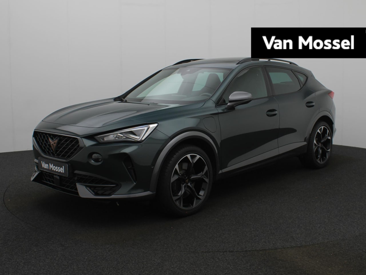 CUPRA Formentor - 1.4 e-Hybrid VZ Copper Edition 245 PK | Navigatie | Camera | Adaptive Cruise Control | Pan - AutoWereld.nl