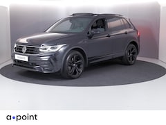 Volkswagen Tiguan - 1.4 TSI eHybrid R-Line Business+ 245 pk Automaat (DSG) | Navigatie | Panoramadak | Parkeer