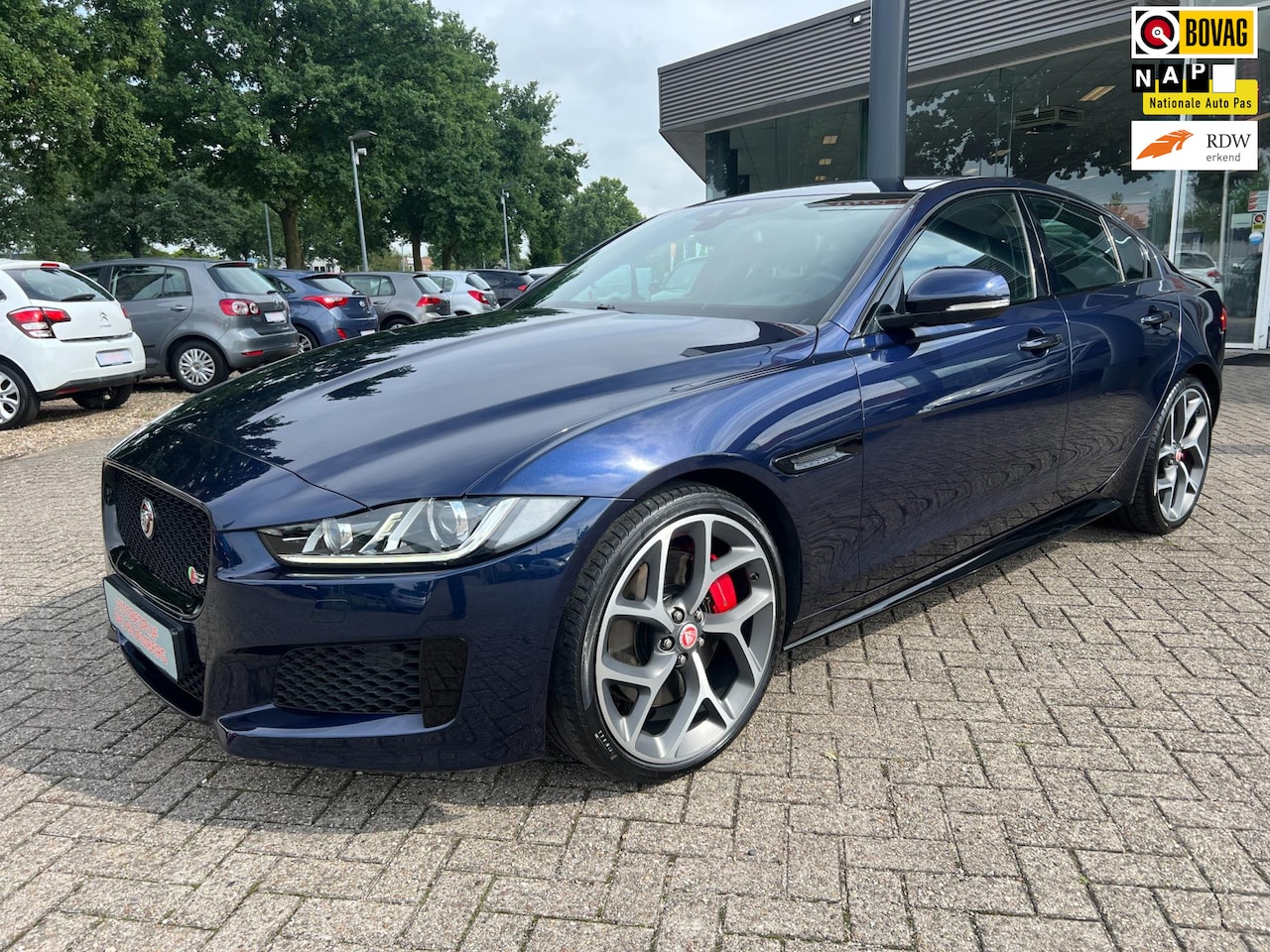 Jaguar XE - 3.0 S Supercharge, Automaat, Leer, Navi, DAB, etc. - AutoWereld.nl