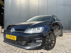 Volkswagen Golf - 1.4 TSI Highline Automaat/Navi/18'Lmv/Stlverw