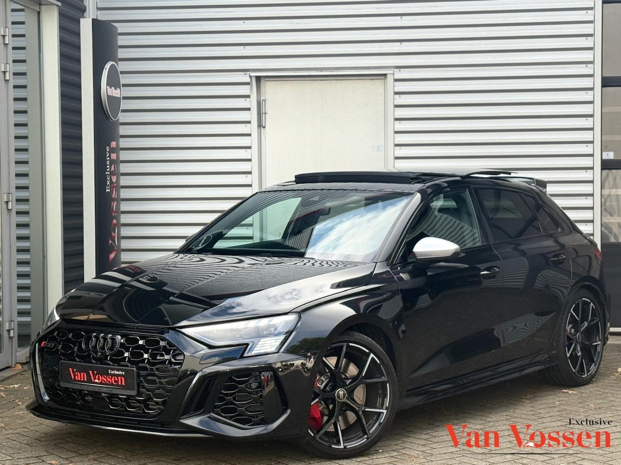 Audi A3 Sportback - 2.5 TFSI RS 3 quattro |PANO|AUDI PRESENSE|KEYLESS|HEADUP|MEMORY|360CAMERA|SFEER|B&O| - AutoWereld.nl