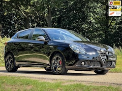 Alfa Romeo Giulietta - 1.4 T Sprint | Clima | Bluetooth | Elektrische ramen | PDC | 1e eig. | Dealeronderhouden |