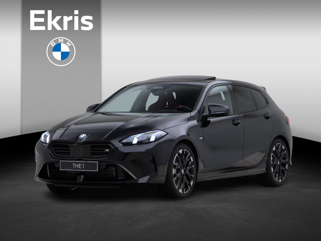 BMW 1-serie - M135i xDrive Full Options | Elektr. Verst. Stoelen | Panoramadak | Sportstoelen Pro | Harm - AutoWereld.nl