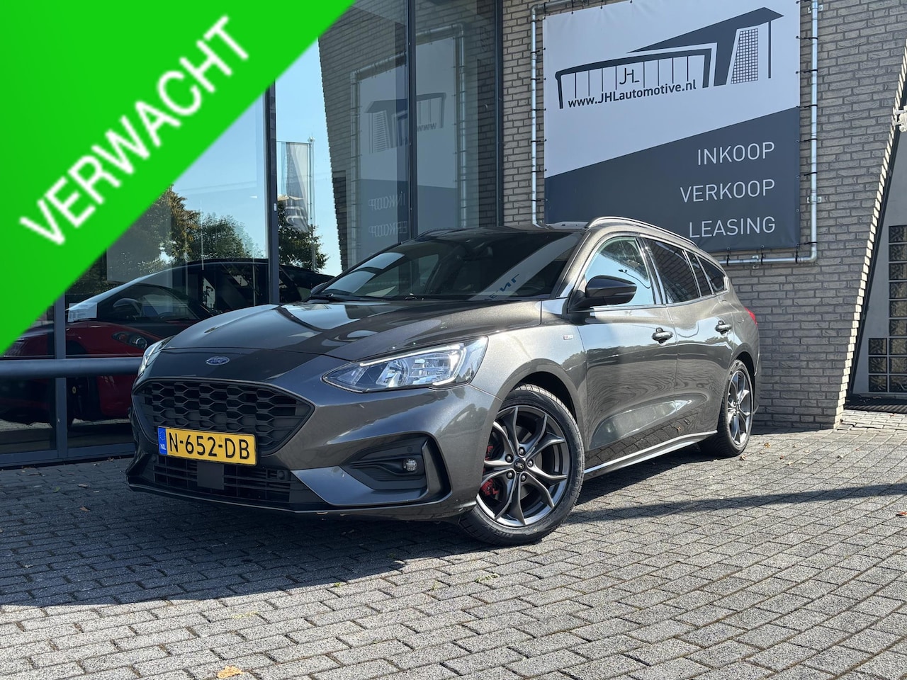 Ford Focus Wagon - 1.0 EcoBoost Hybrid ST*ECC*NAVI*ACC*STOELVERW* - AutoWereld.nl