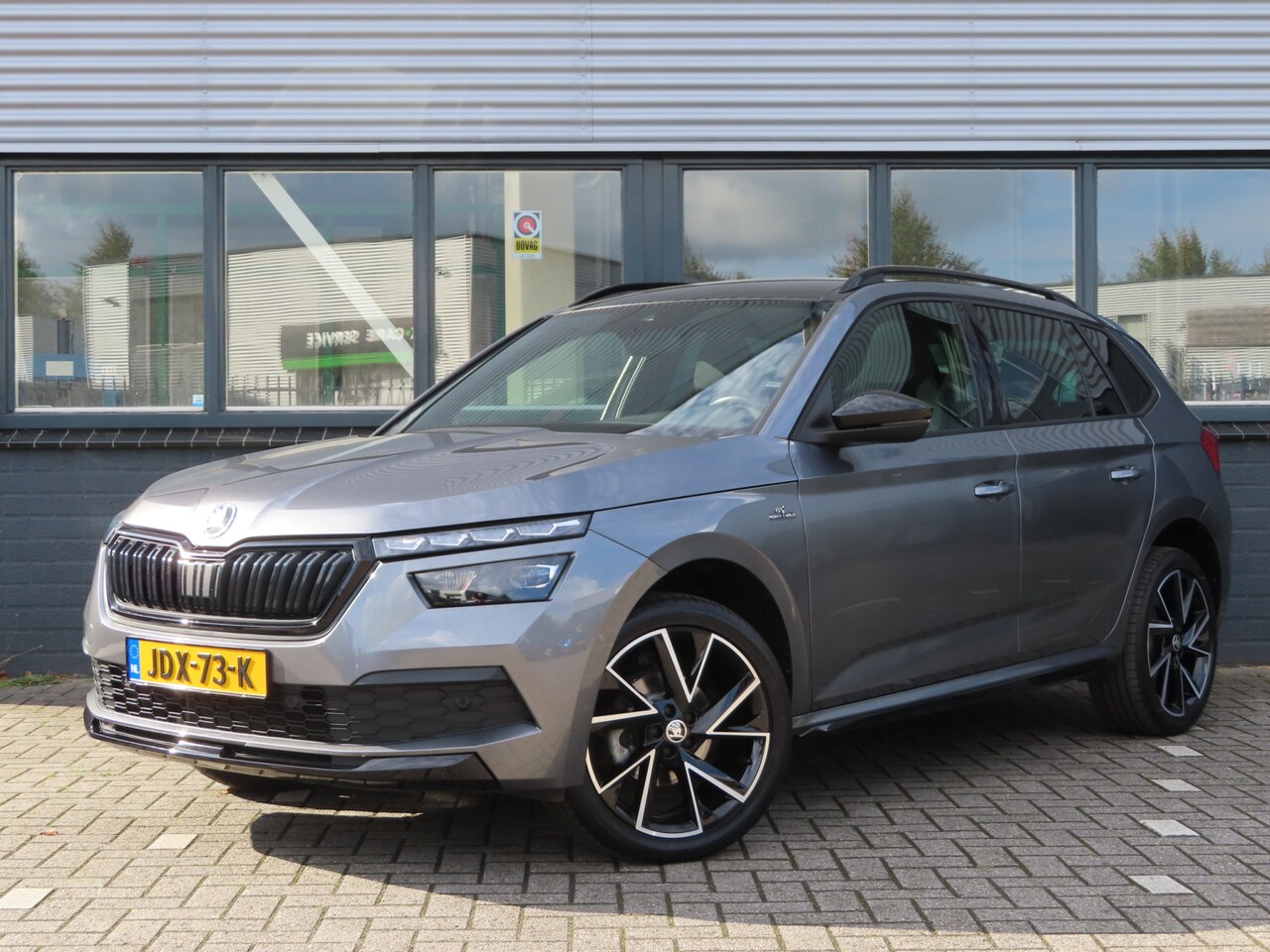 Skoda Kamiq - 1.5 TSI ACT Monte Carlo DSG | panorama dak | achteruitrijcamera | adaptive cruise - AutoWereld.nl