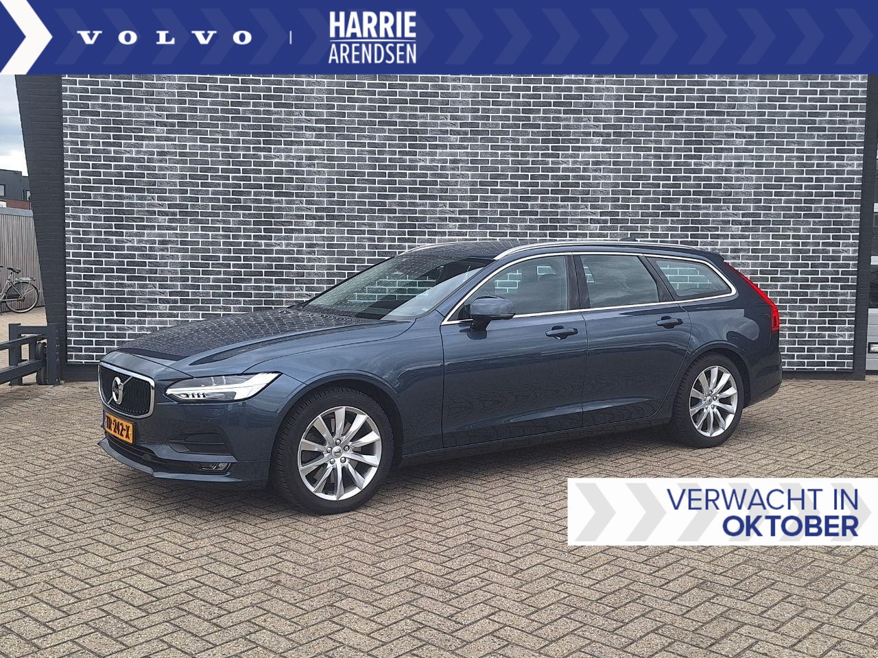 Volvo V90 - 2.0 T4 Momentum | Digitaal instrumentenpaneel | Bestuurdersstoel met geheugen | Achterbank - AutoWereld.nl