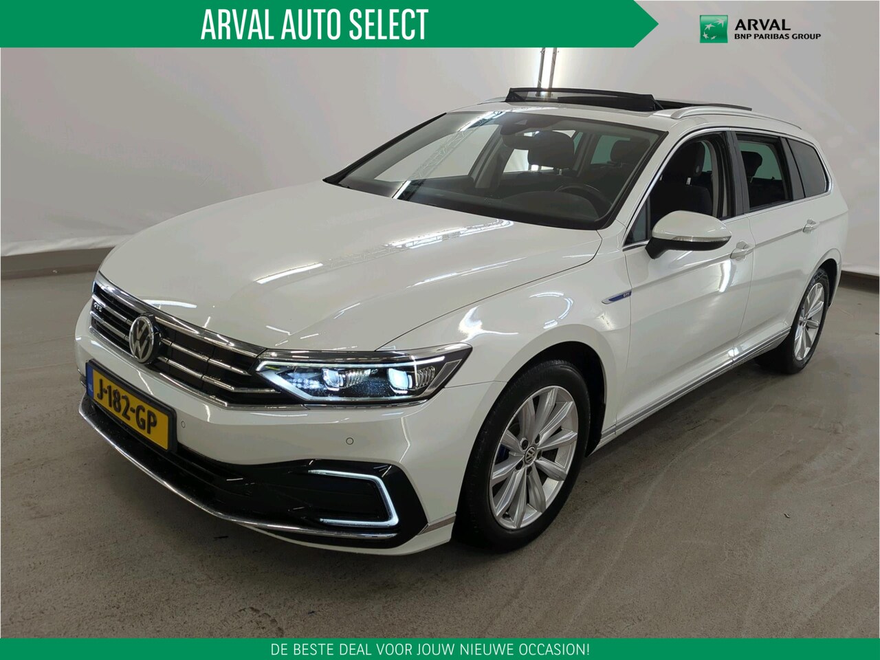 Volkswagen Passat Variant - 1.4 TSI PHEV 218pk Automaat GTE Business | Panoramadak | Winterpakket | Navi | CarPlay | C - AutoWereld.nl