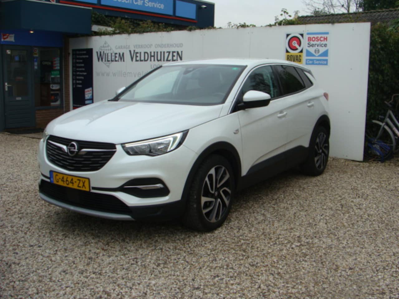 Opel Grandland X - 1.2 Turbo Business Executive 1.2 Turbo 130pk Business Executive - AutoWereld.nl