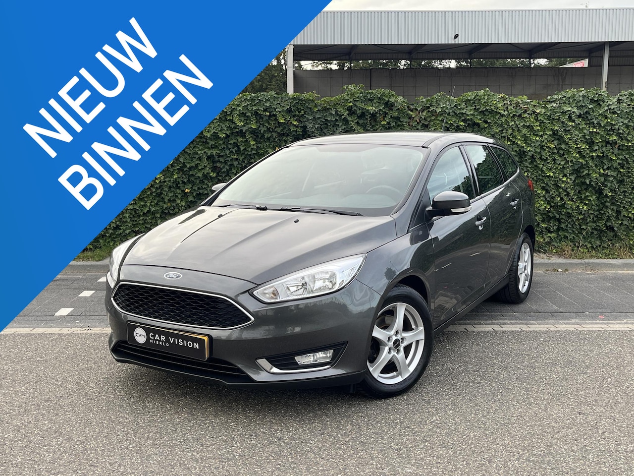 Ford Focus Wagon - 1.0 Comfort * Carplay * Dealerond. * Nieuwe Distr. * Garantie - AutoWereld.nl