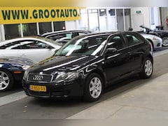Audi A3 - 1.6 Attraction Airco, Stuurbekrachtiging