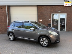 Peugeot 2008 - 1.2 PureTech Allure|PANO|NAVI|NIEUWE APK