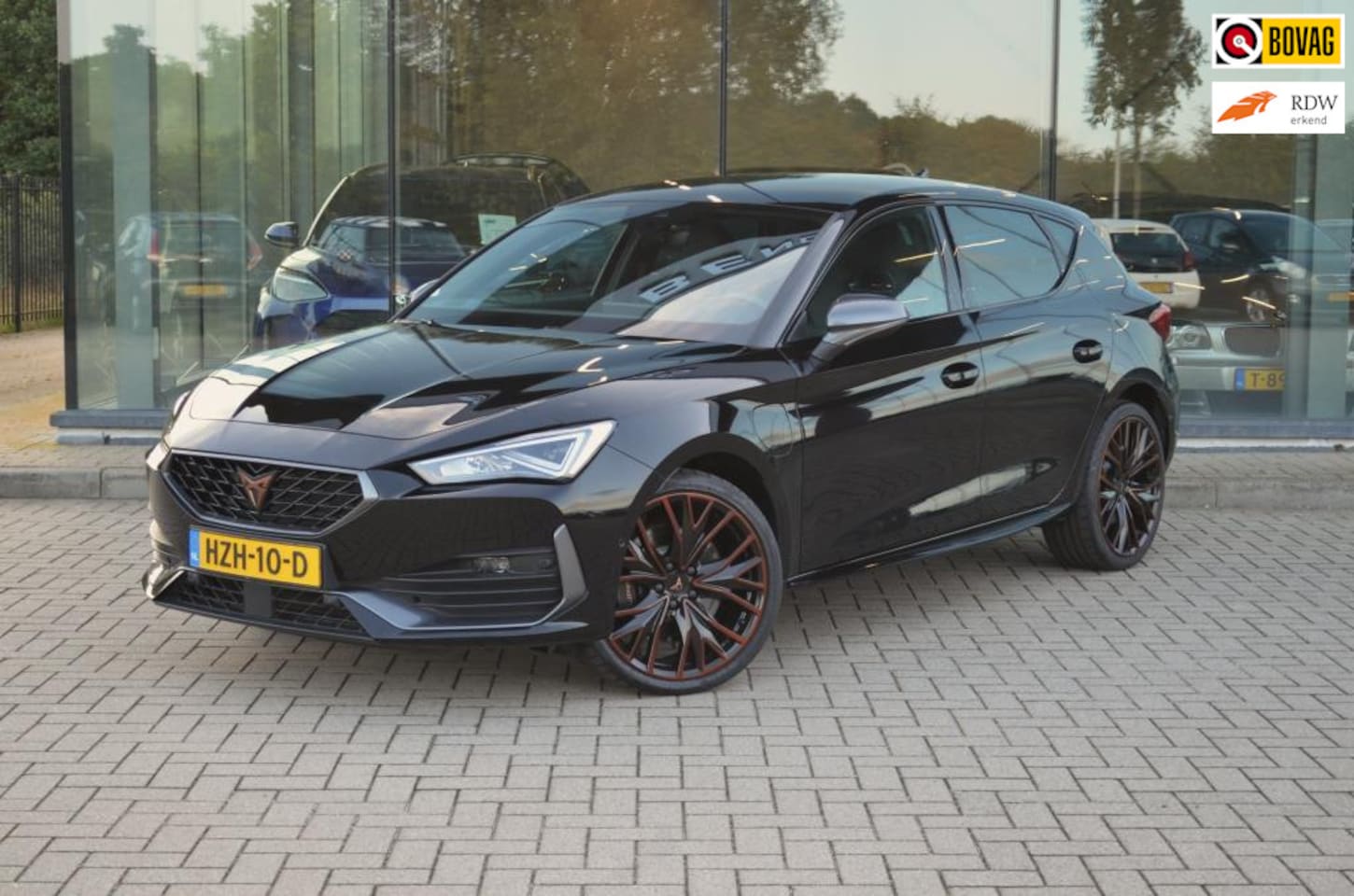 CUPRA Leon - 1.4 e-Hybrid VZ Copper Edition | Camera | Carplay |Elektrische stoelen met geheugen | Navi - AutoWereld.nl
