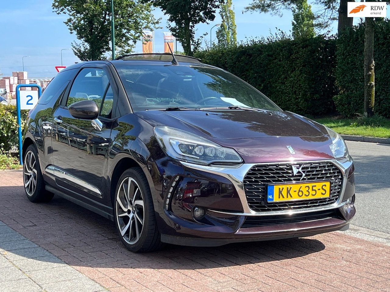 Citroën DS3 Cabrio - 1.2 PureTech Sport ** CABRIO/ 131PK - AutoWereld.nl