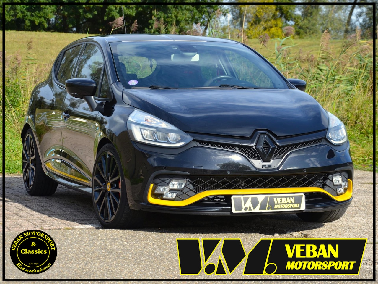 Renault Clio - RS18 #0677 1.6 T (Trophy) / Akrapovic / Brembo - AutoWereld.nl