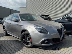 Alfa Romeo Giulietta - 1.4 Turbo MultiAir Super|Xenon|AUT|NL AUTO|170PK