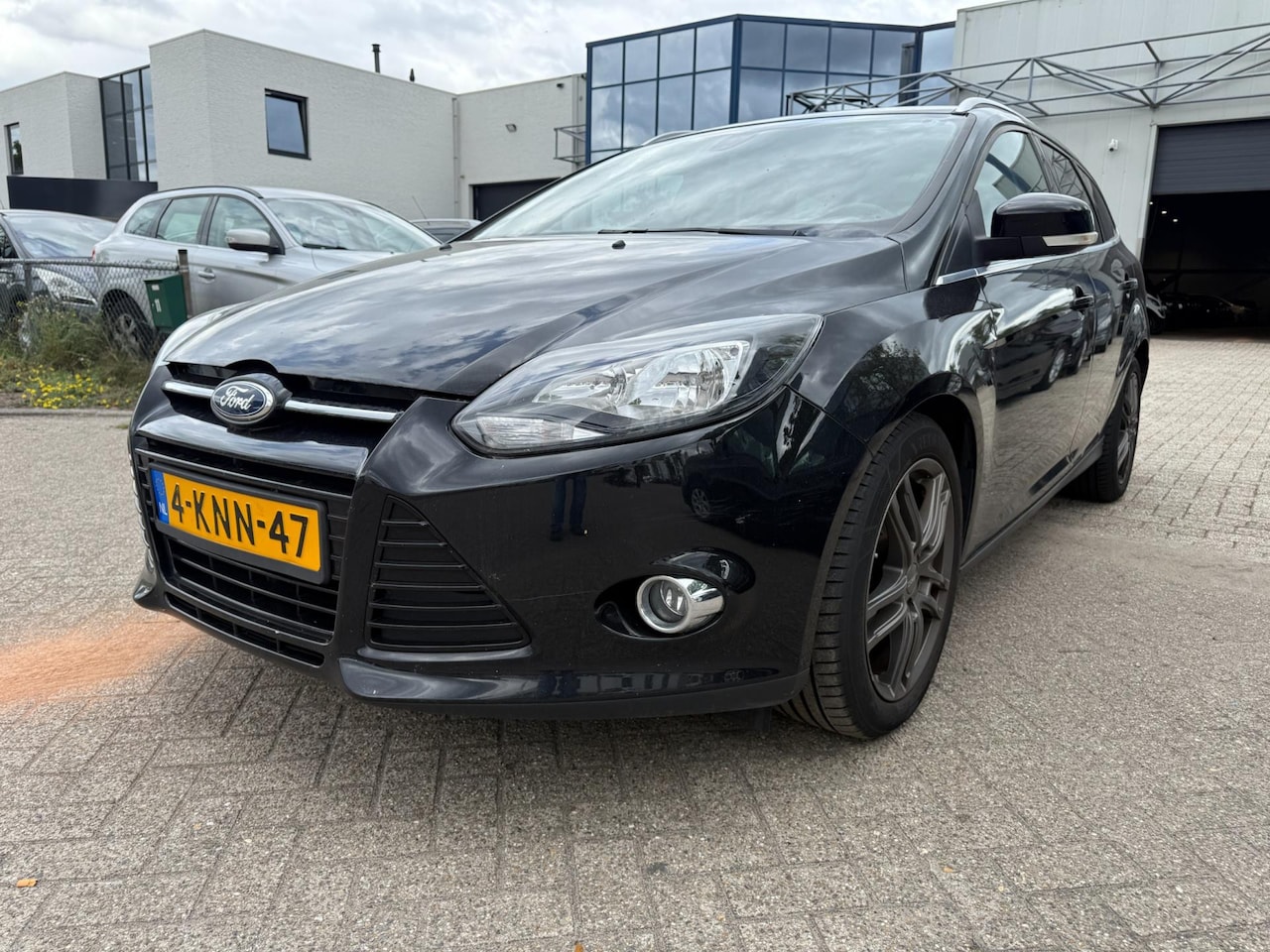 Ford Focus Wagon - 1.0 EcoBoost Titanium Bj 2014 Goed rijdende Auto waar niks mis mee is!! - AutoWereld.nl