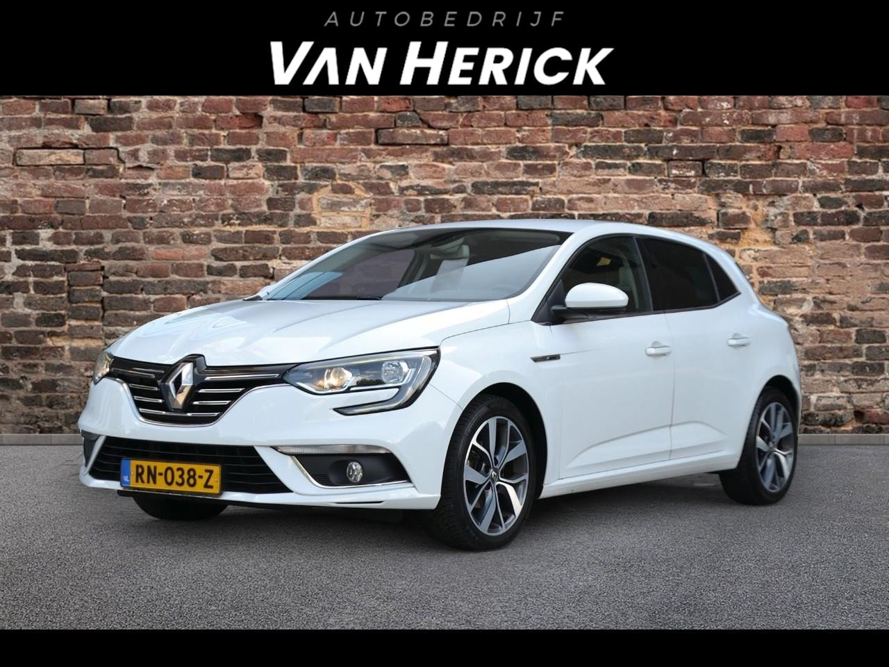 Renault Mégane - 1.2 TCe Bose 132PK | Cruise | Navi | Led - AutoWereld.nl