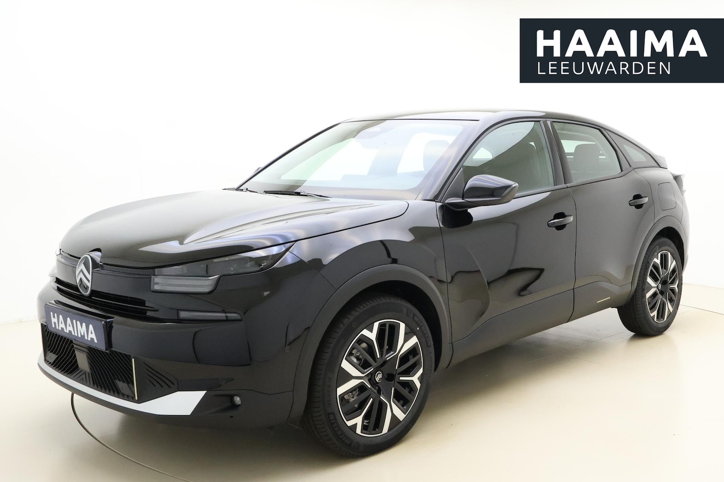 Citroën C4 - 1.2 Hybrid Plus 145 PK | Automaat | Verwarmde voorruit & Mistlampen voor | Cruise Control - AutoWereld.nl