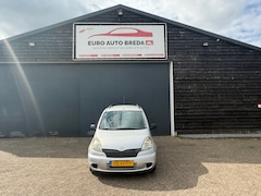 Toyota Yaris Verso - 1.3-16V VVT-i Sol