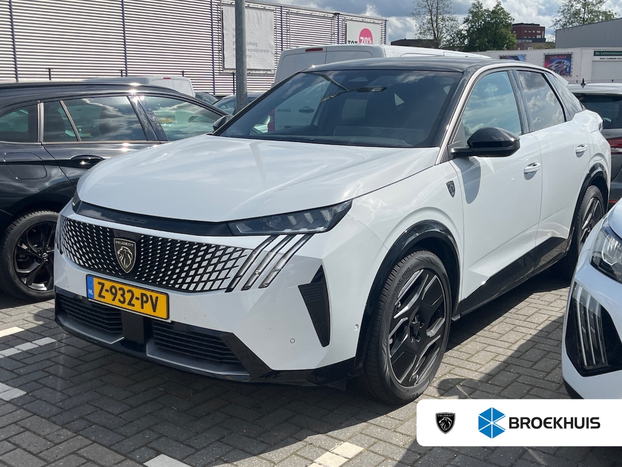 Peugeot e-3008 - GT 73 kWh | Achteruitrijcamera | Apple Carplay/Android Auto|telefoonintegratie premium | B - AutoWereld.nl
