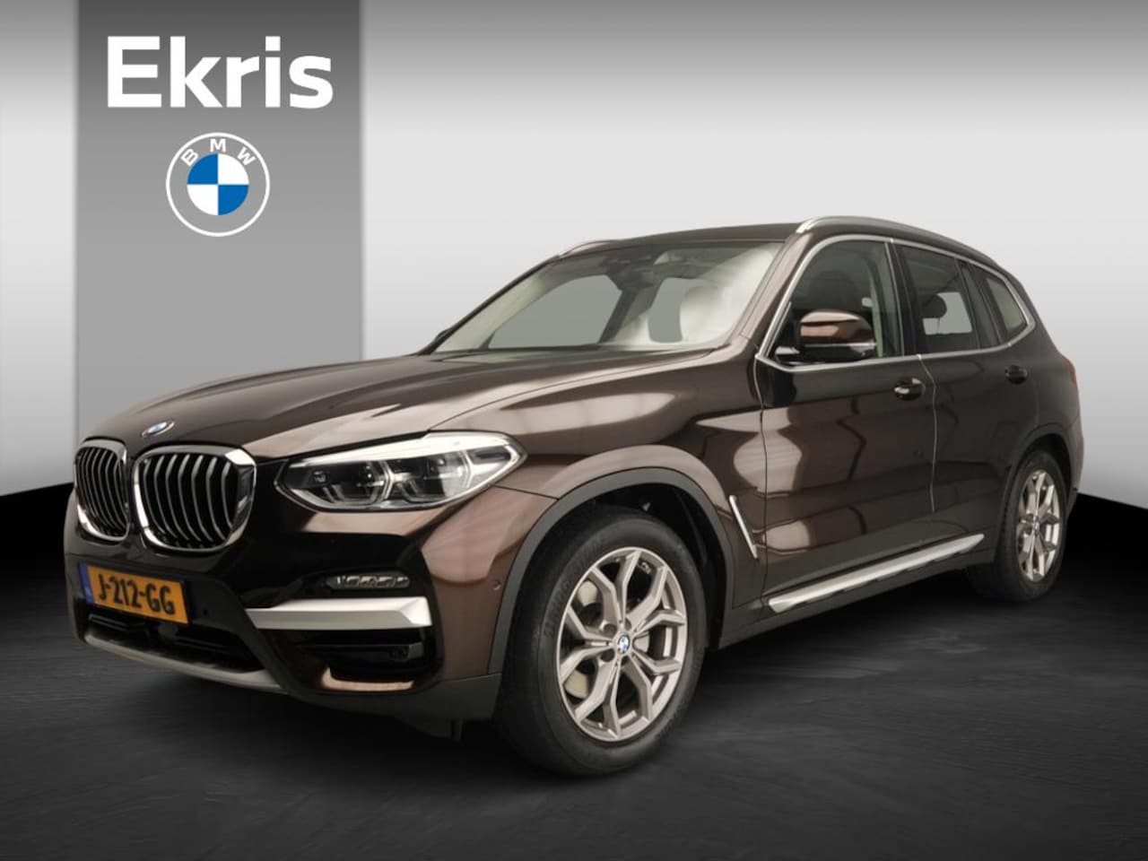 BMW X3 - xDrive20i | LED | Leder | Navigatie | Active cruise | Sportstoelen | Chrome line | DAB | H - AutoWereld.nl