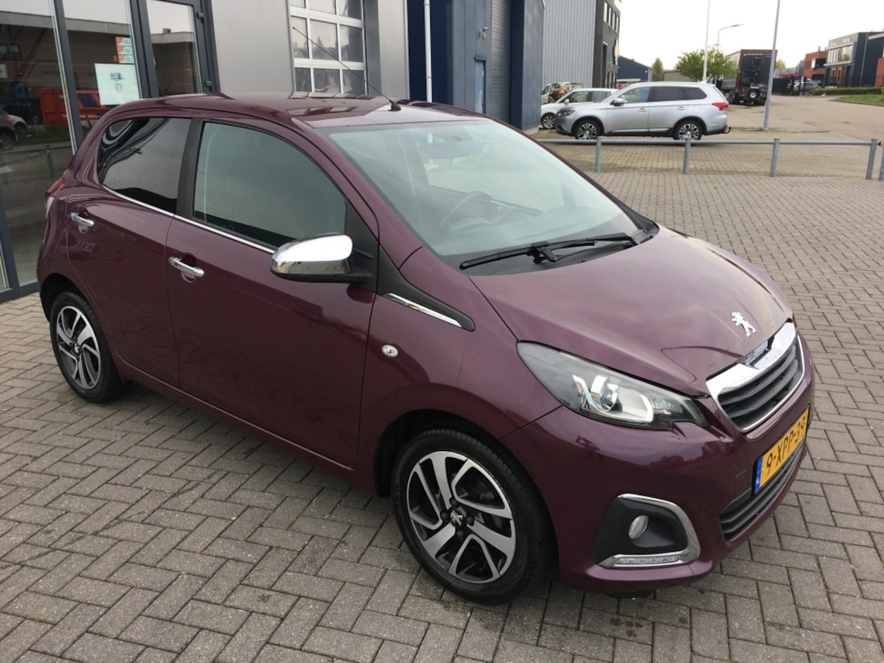 Peugeot 108 - 1.0 e-VTi Première 1.0 e-VTi Première - AutoWereld.nl