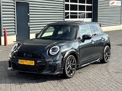 MINI Cooper S - 2.0 John Cooper Works M pakket, camera, navi, panoramadak