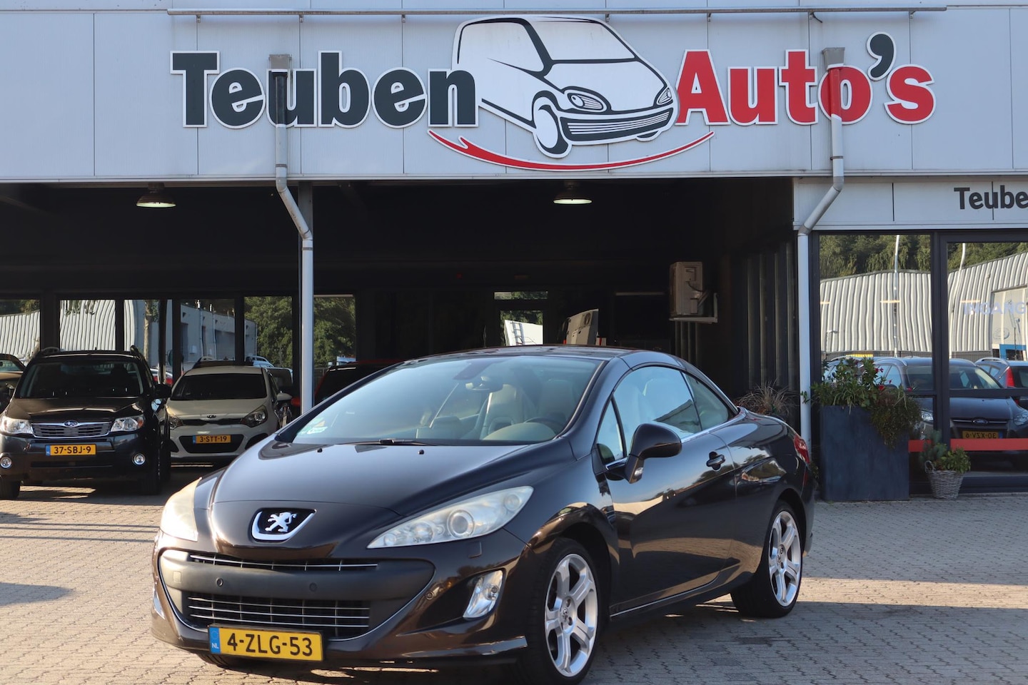 Peugeot 308 - Cruise control, Climate control, Stoelverwarming voor, Parkeersensoren - AutoWereld.nl