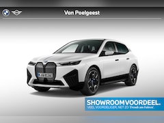 BMW iX - xDrive40 | Sportpakket | Glazen Panoramadak Sky Lounge | Driving Assistant Professional |