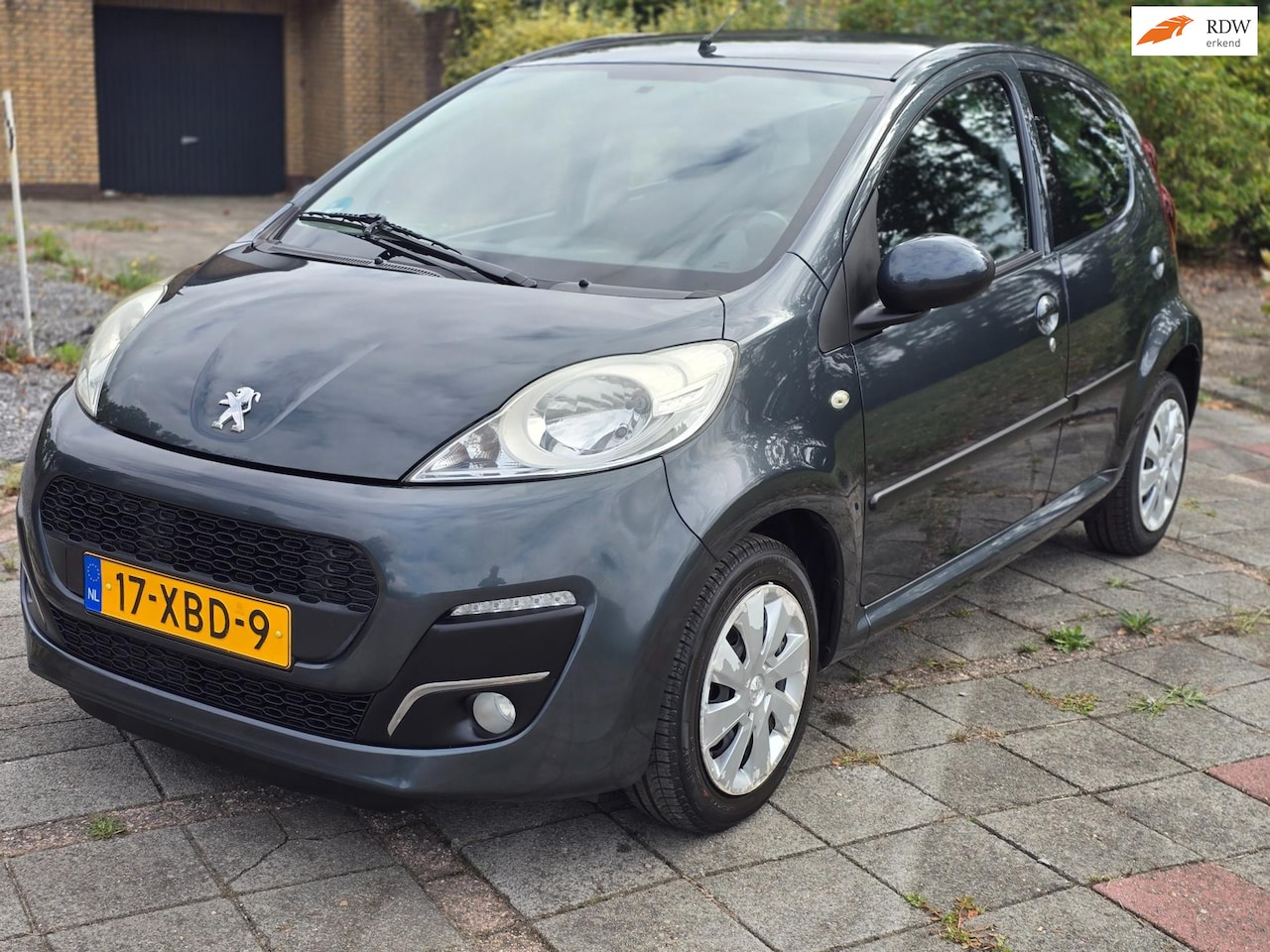 Peugeot 107 - 1.0 Active AIRCO 5DRS NAP - AutoWereld.nl