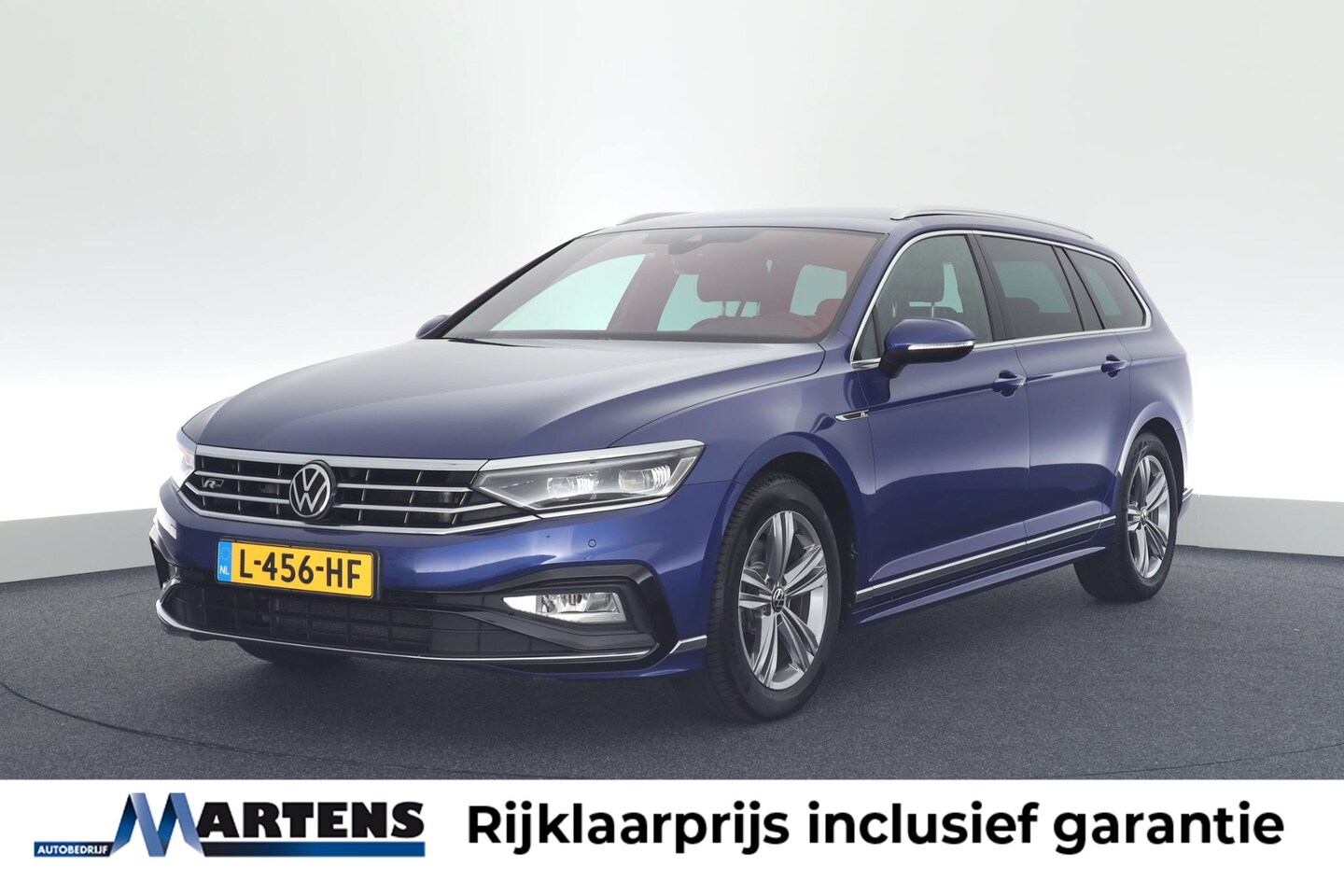 Volkswagen Passat Variant - 1.5 TSI R-Line Business + Trekhaak Camera Keyless Stoelverwarming Virtual Cockpit Navigati - AutoWereld.nl