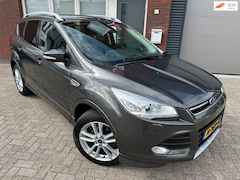 Ford Kuga - 1.5 Titanium Styling Pack / Navi / Camera / Leder / PDC