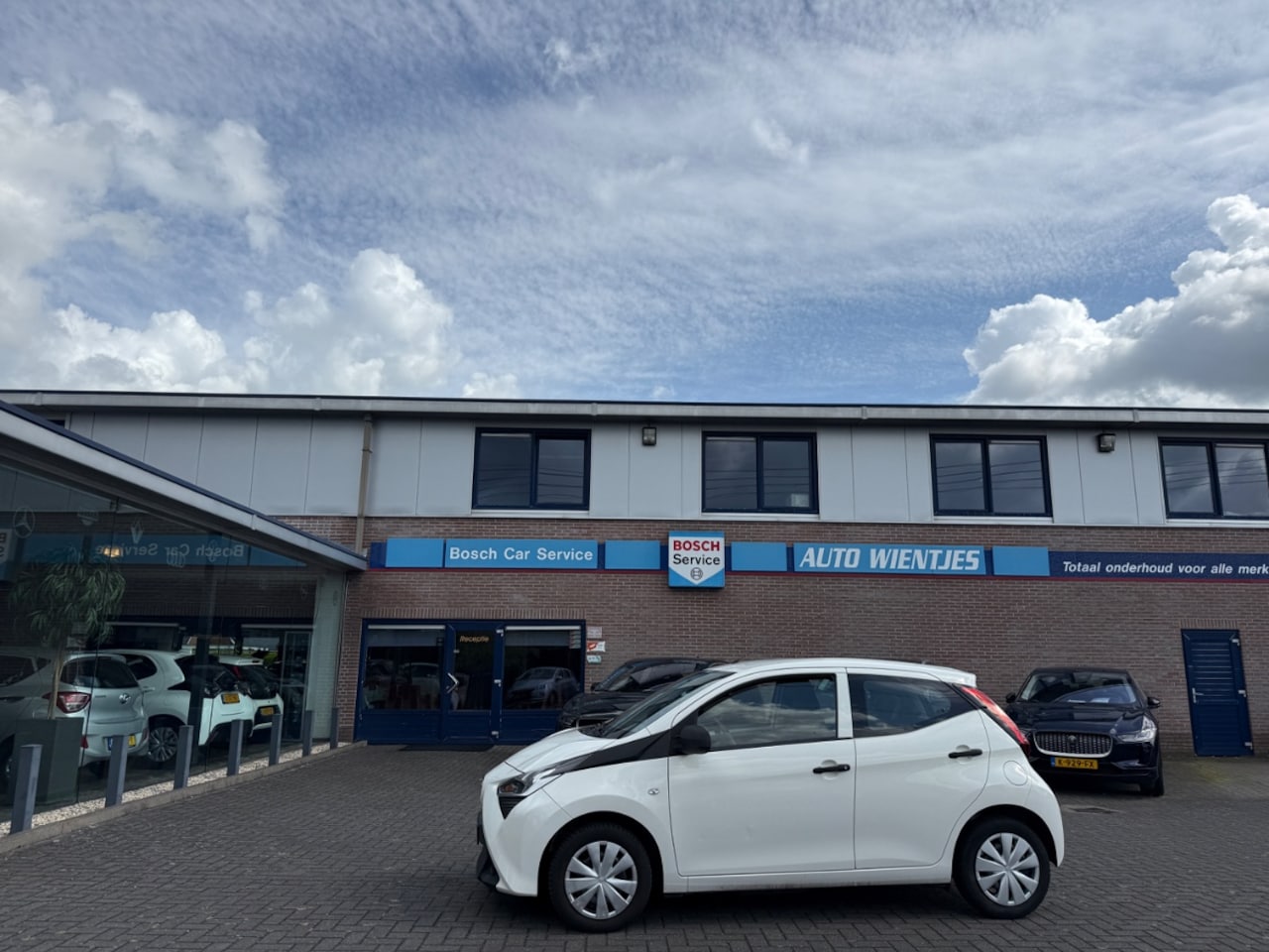Toyota Aygo - 1.0 VVT-i | X-Fun 5-Drs | Airco - AutoWereld.nl