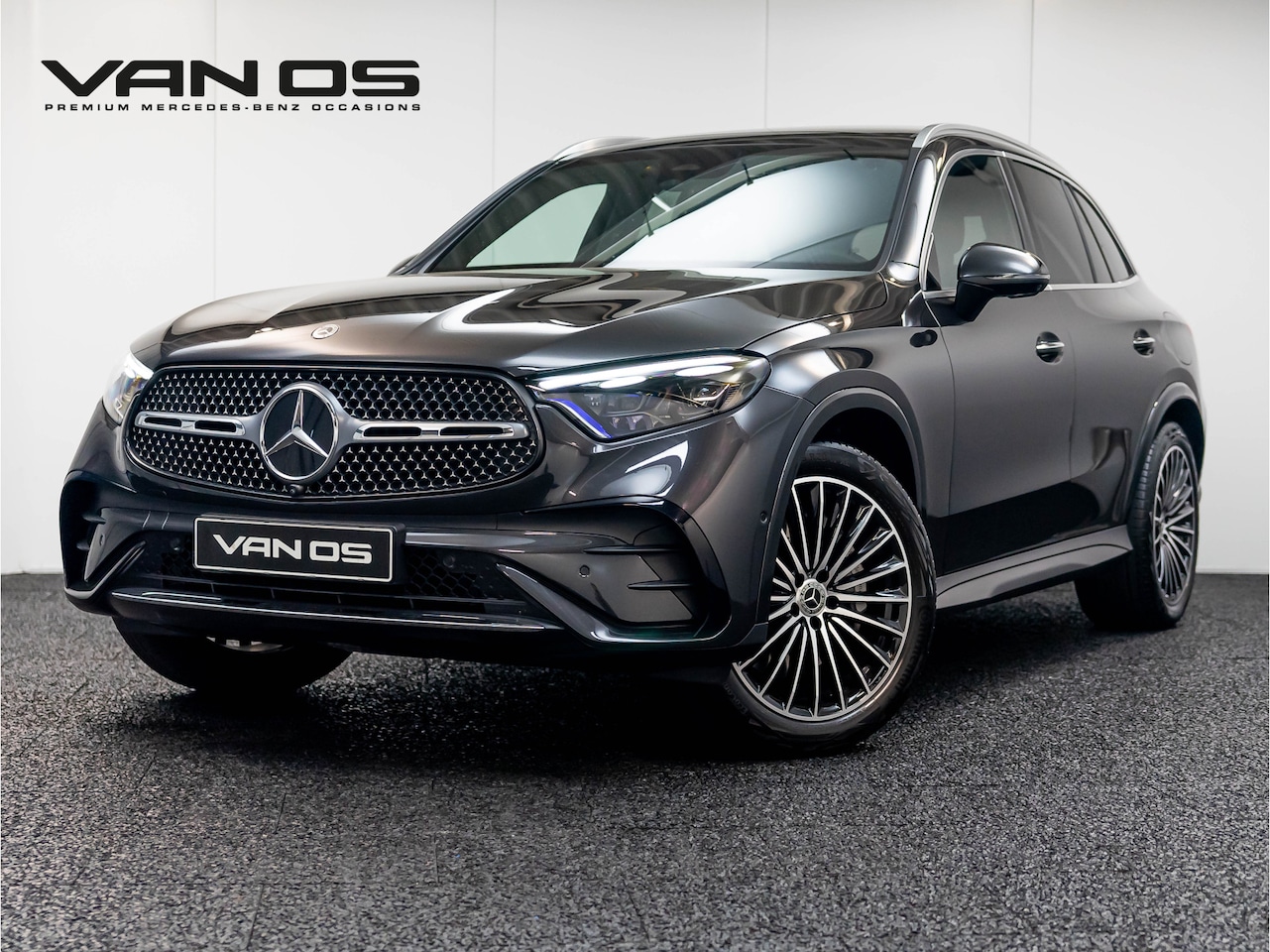 Mercedes-Benz GLC-klasse - GLC 300e 4MATIC AMG Line | Luchtvering | Achteras sturing - AutoWereld.nl