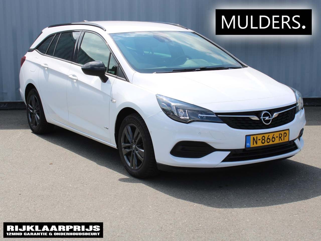Opel Astra Sports Tourer - 1.2T 110 Design & Tech NAVI/CAMERA/TREKH. - AutoWereld.nl