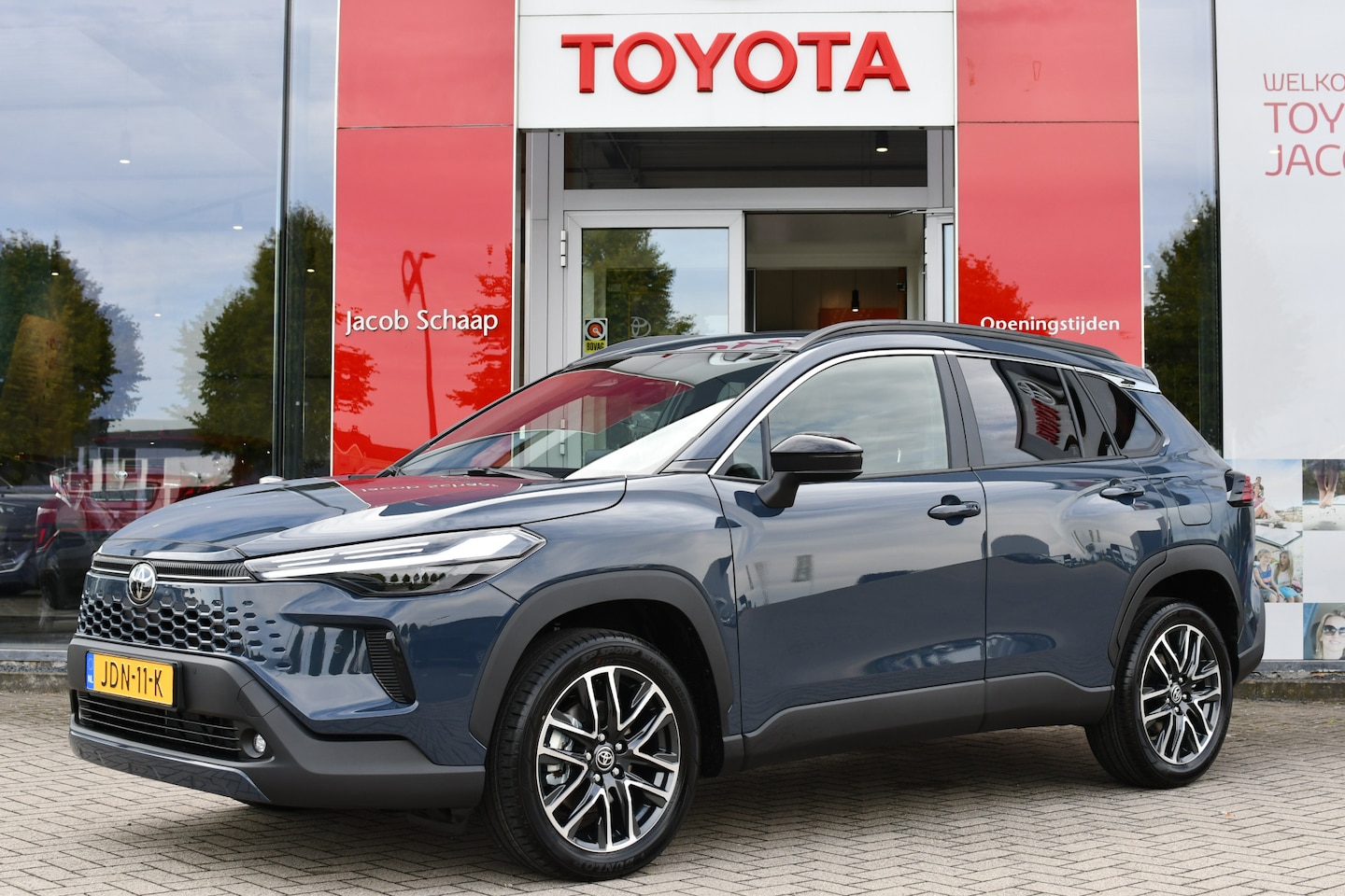 Toyota Corolla Cross - Hybrid 140 Dynamic Automaat 140pk | Nieuw Model | BSM | PDC vóór- & achter | Stuurwielverw - AutoWereld.nl