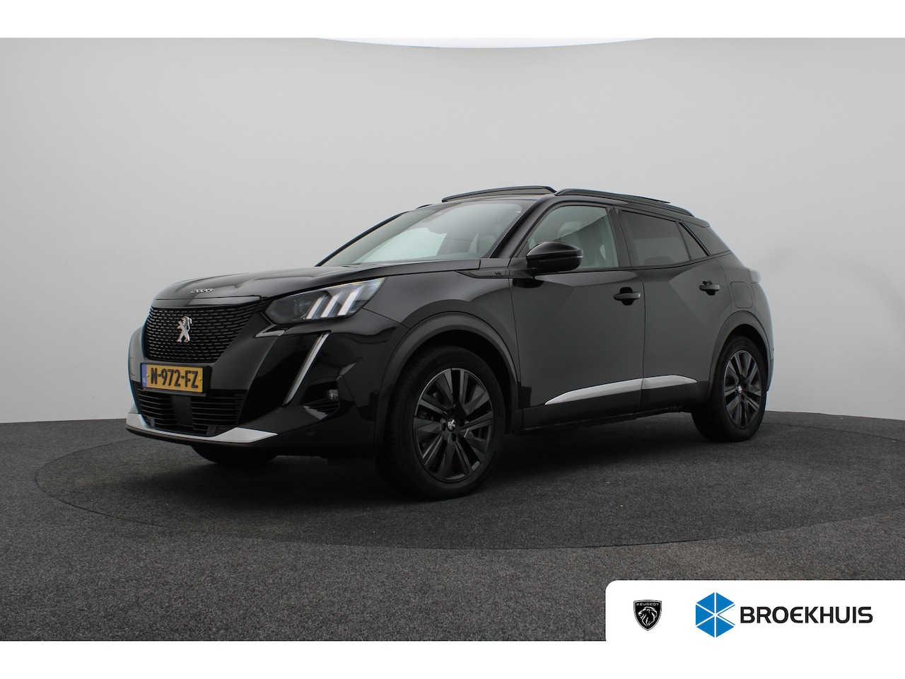Peugeot e-2008 - EV GT Pack 50 kWh | Achterbank in delen neerklapbaar | Achteruitrijcamera | Airco (automat - AutoWereld.nl
