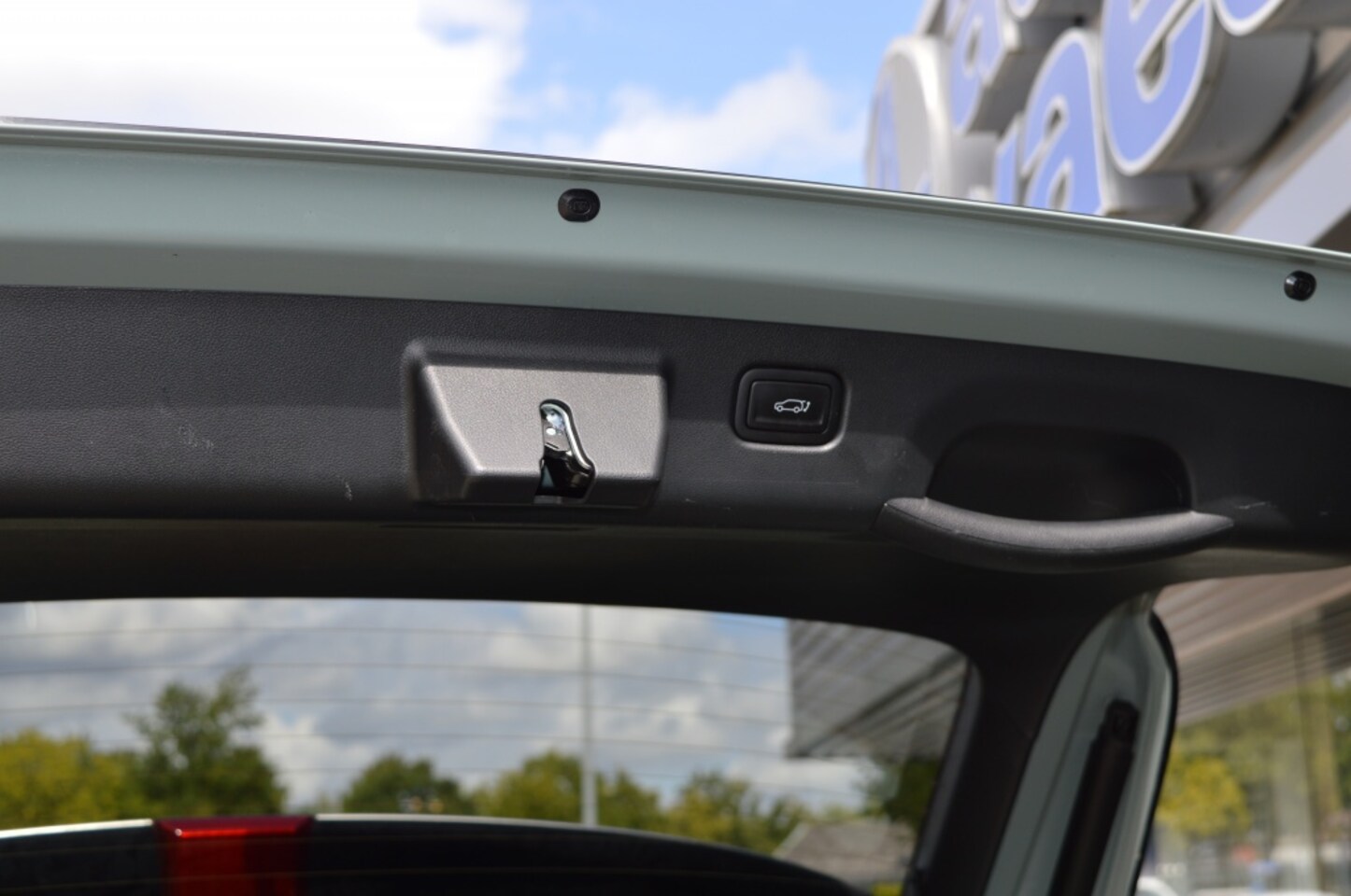 Hyundai Kona - 1.6 GDI HEV Comf. Smart NL-auto Navi Camera 18inch LM
