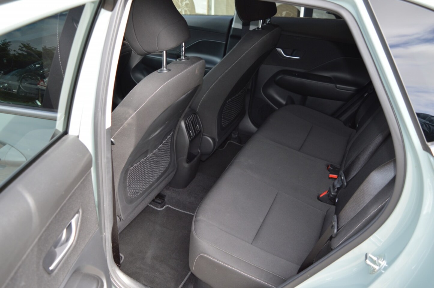 Hyundai Kona - 1.6 GDI HEV Comf. Smart NL-auto Navi Camera 18inch LM