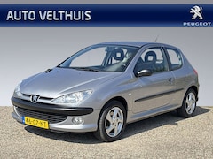 Peugeot 206 - 1.6 16V 110pk XS 3-drs