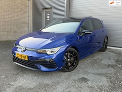 Volkswagen Golf - 2.0 TSI R 4Motion | AKRAPOVIC | PANO | HUD