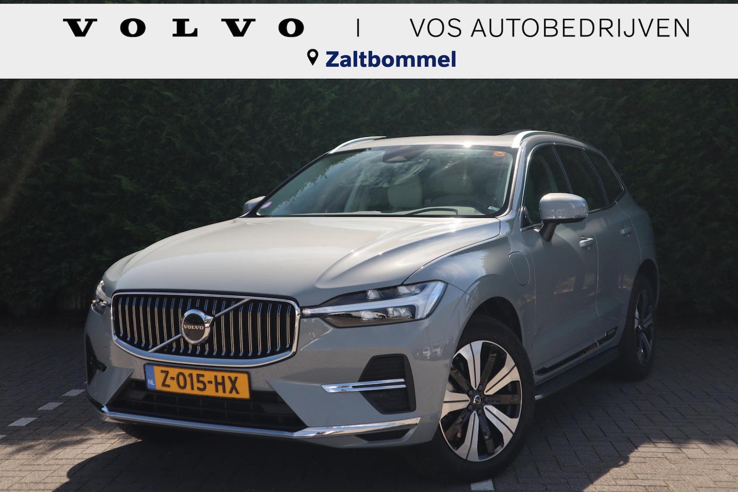 Volvo XC60 - 2.0 T6 Plug-in hybrid AWD Essential Edition Bright | Leder | Panoramadak | Driver Assist | - AutoWereld.nl