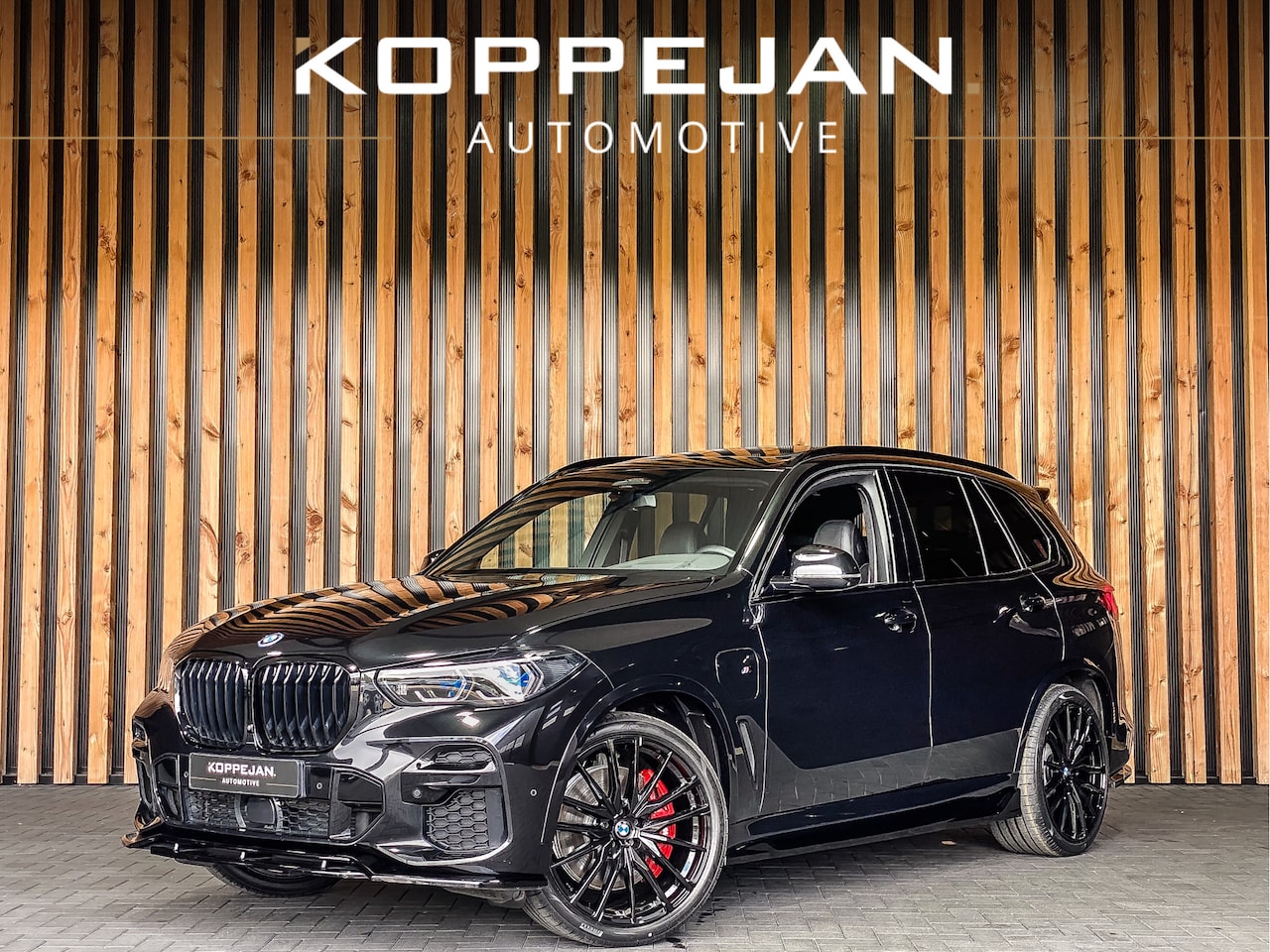 BMW X5 - xDrive45e 394PK High Executive M-Sport | BOWERS & WILKINS | PANO | TREKHAAK | AMBIENTE | R - AutoWereld.nl