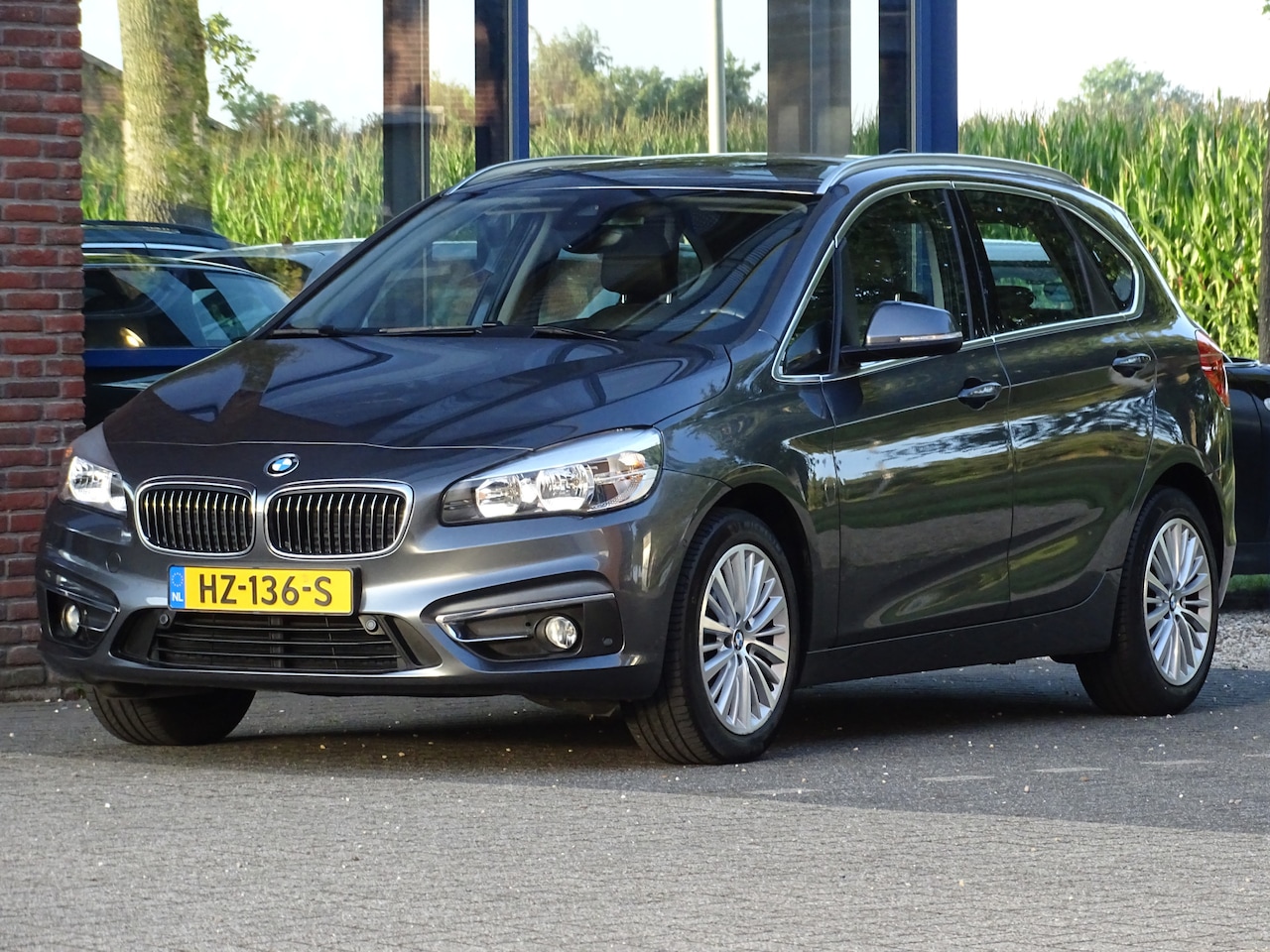 BMW 2-serie Active Tourer - 218i Luxury 218i Luxury - AutoWereld.nl